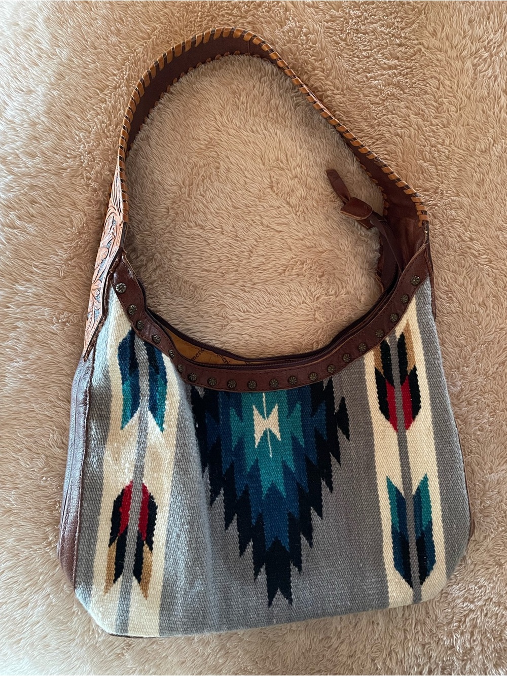 Aztec-Pattern Shoulder Bag